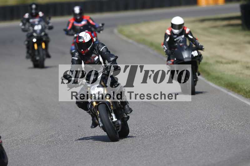 /21 17.06.2026  Ducati Schweiz Track Warmup ADR/Gruppe blau/4